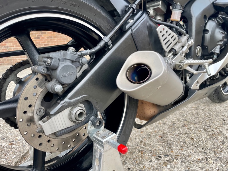 YAMAHA YZF