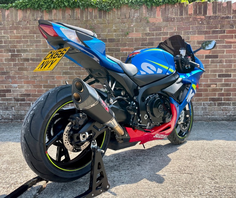 SUZUKI GSXR