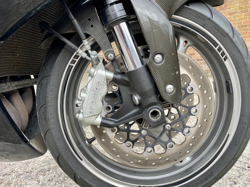 SUZUKI GSXR