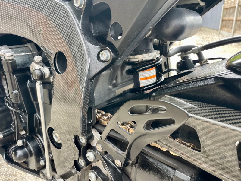 SUZUKI GSXR