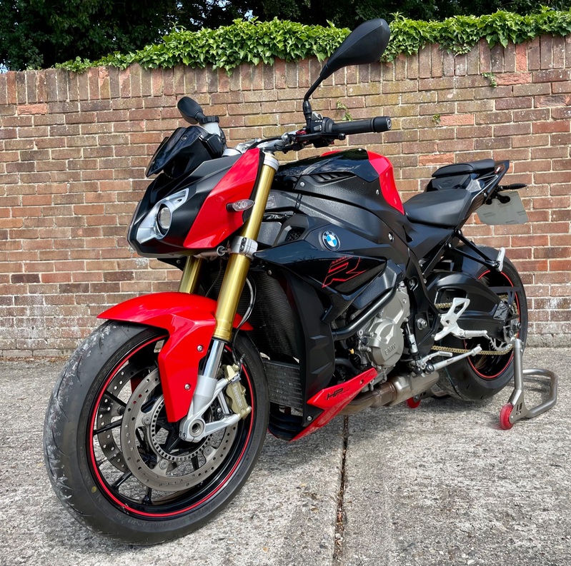 BMW S1000R