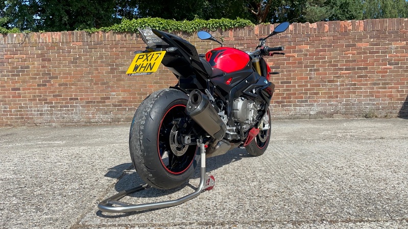 BMW S1000R