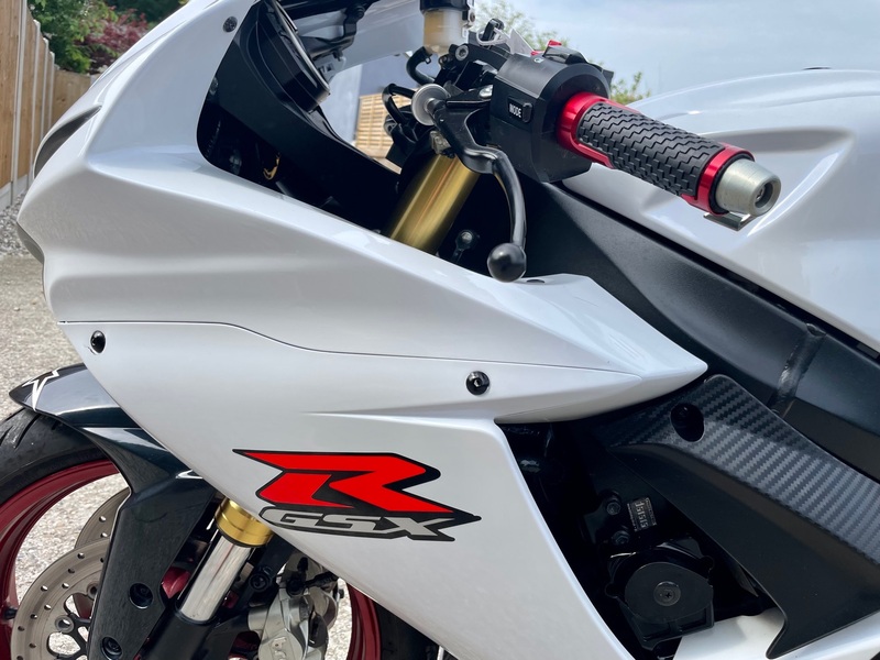 SUZUKI GSXR