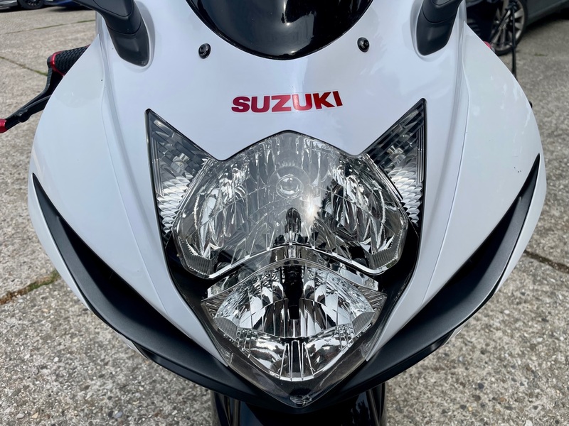 SUZUKI GSXR