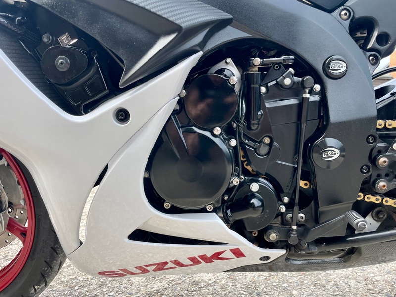 SUZUKI GSXR