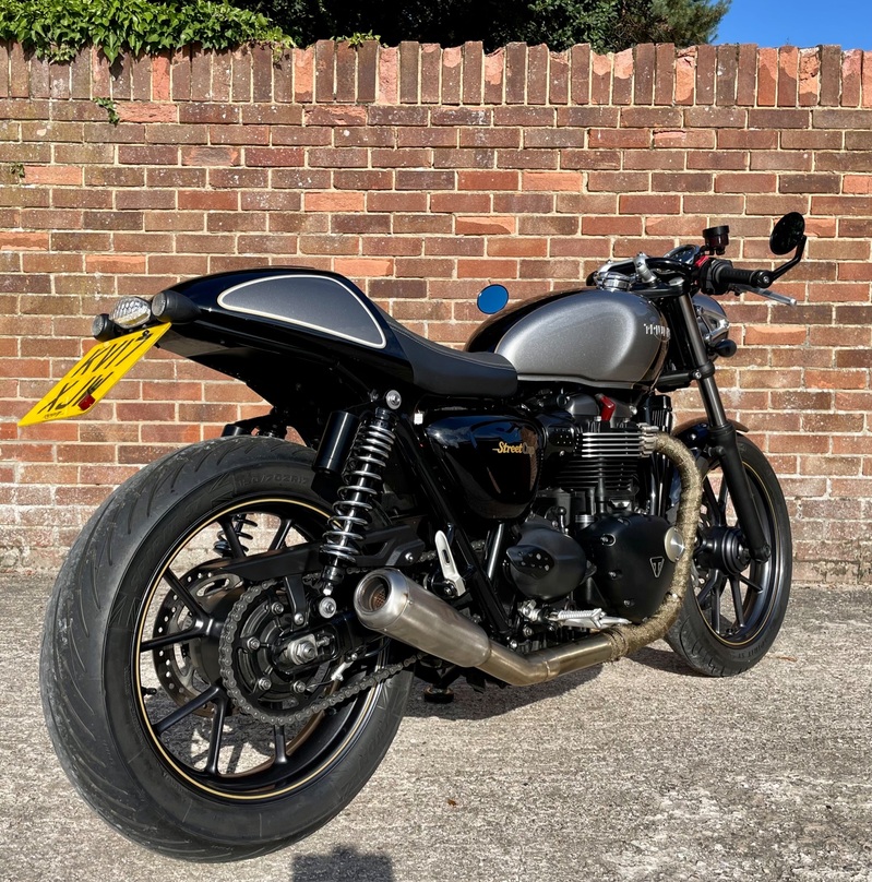 TRIUMPH Street Cup