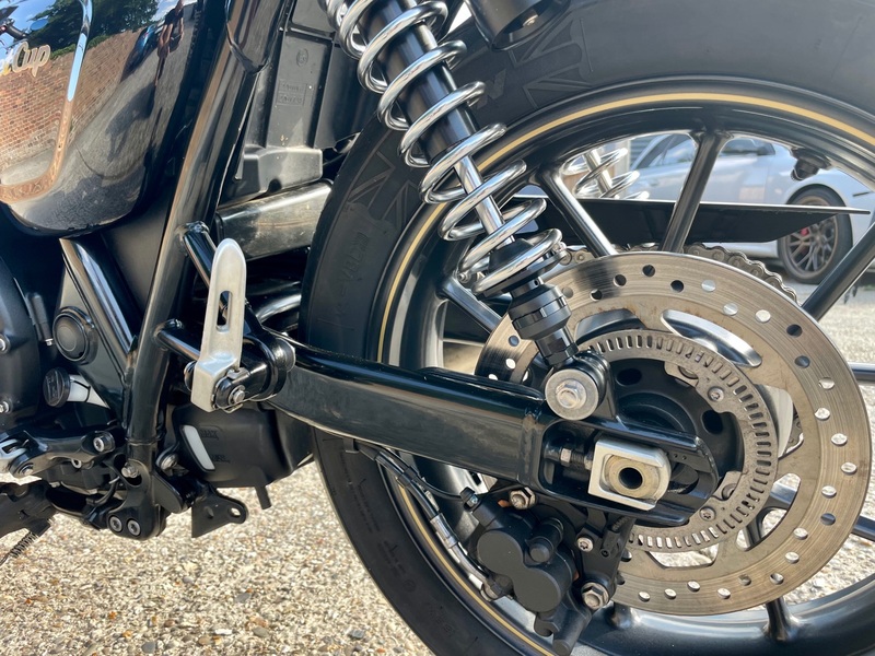 TRIUMPH Street Cup