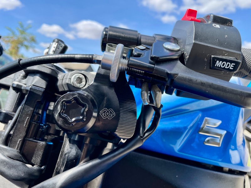 SUZUKI GSXR