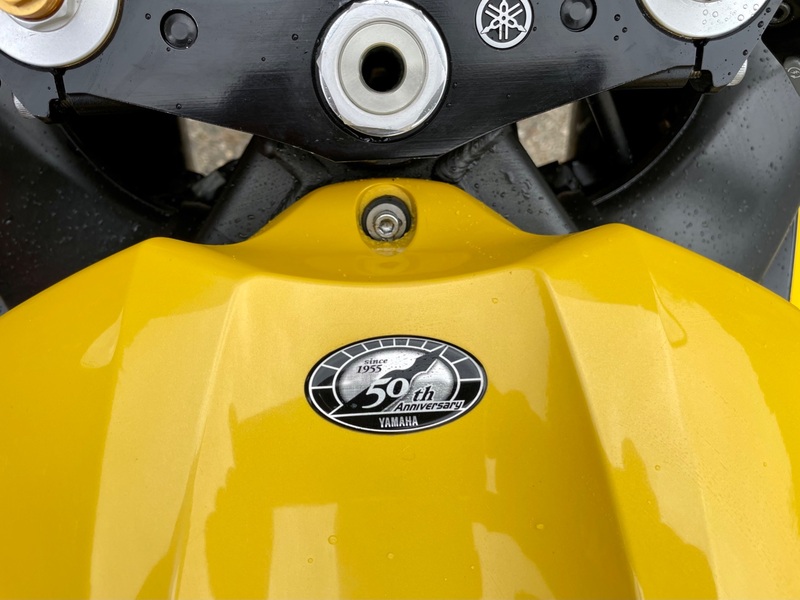 YAMAHA YZF-R1
