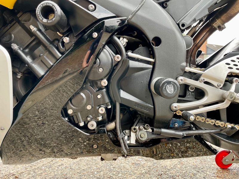 YAMAHA YZF-R1