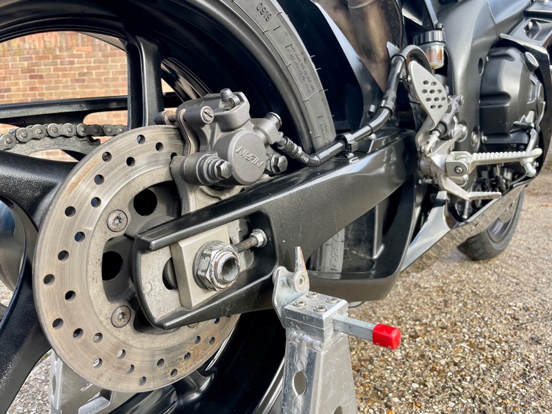 YAMAHA YZF
