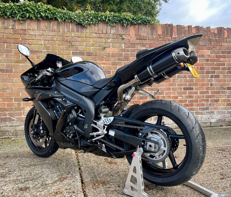 YAMAHA YZF