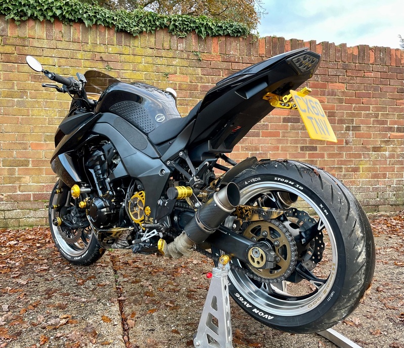 KAWASAKI ZR
