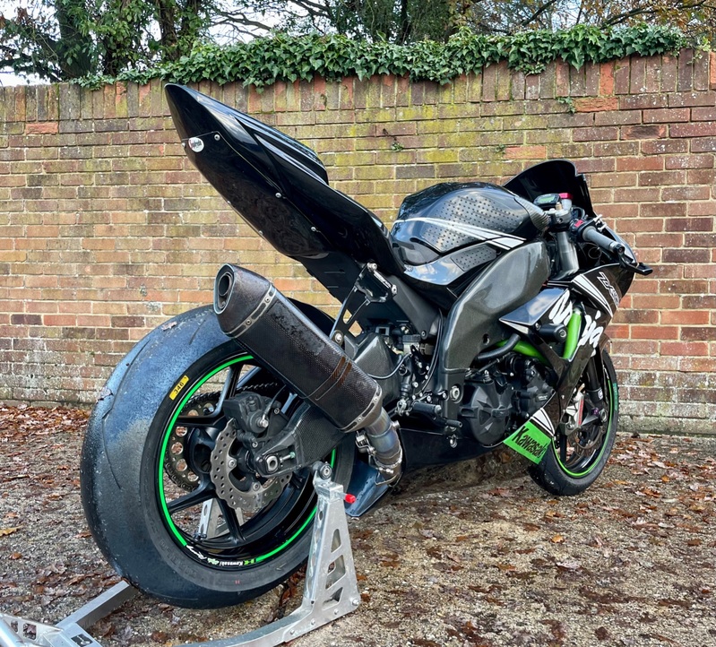 KAWASAKI ZX