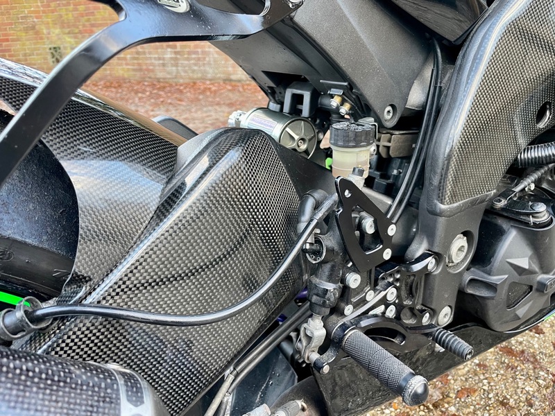 KAWASAKI ZX