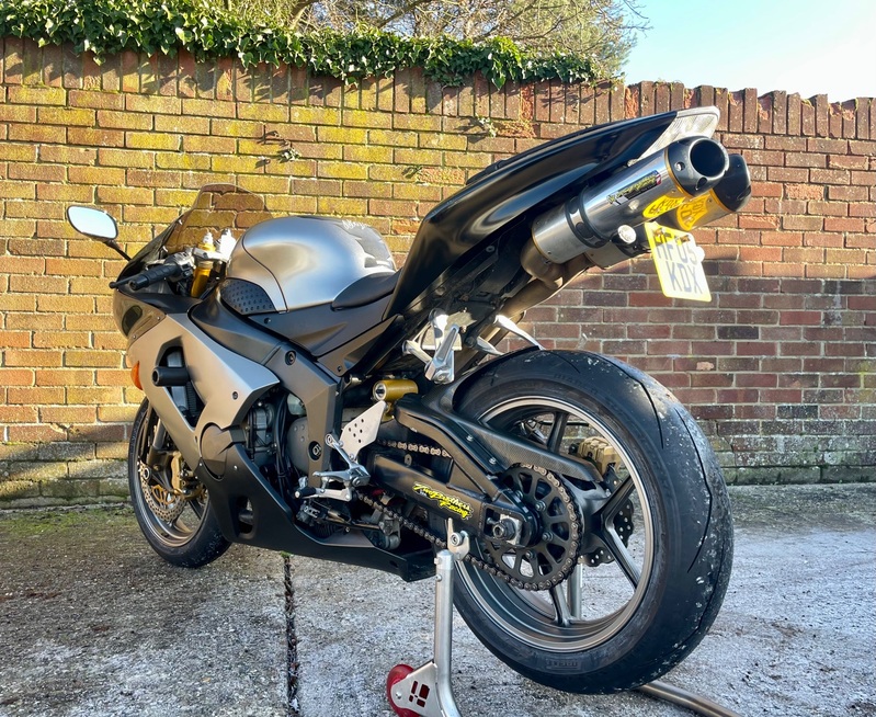 KAWASAKI ZX