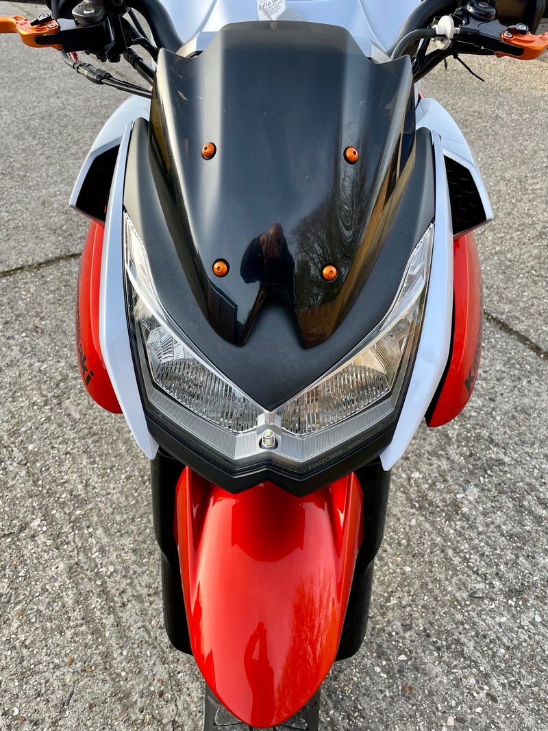 KAWASAKI ZR