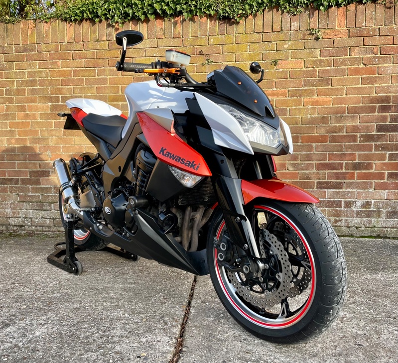 KAWASAKI ZR