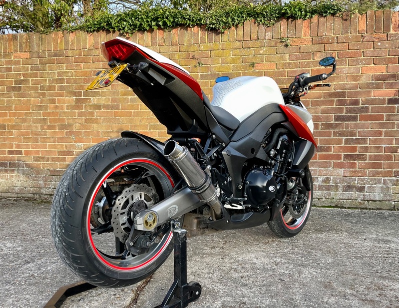 KAWASAKI ZR