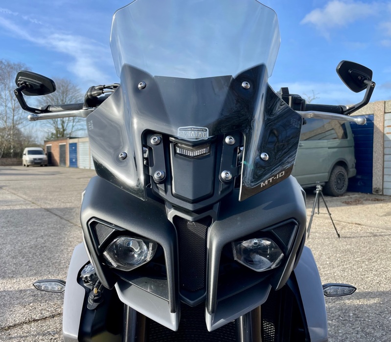 YAMAHA MT-10