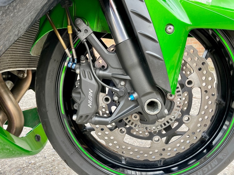 KAWASAKI ZX