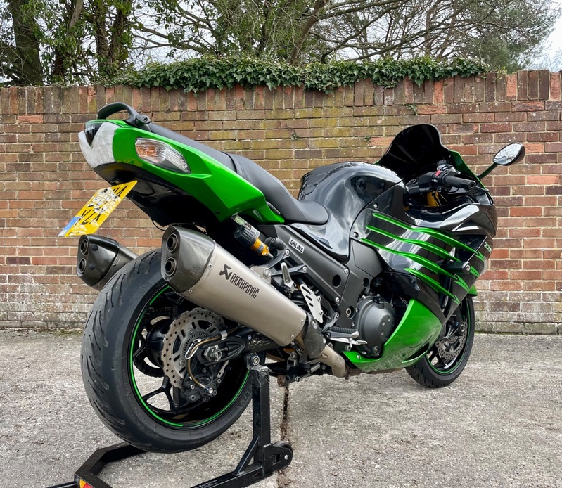 KAWASAKI ZX