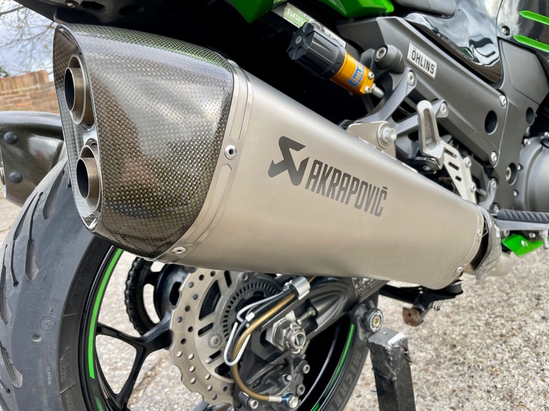 KAWASAKI ZX