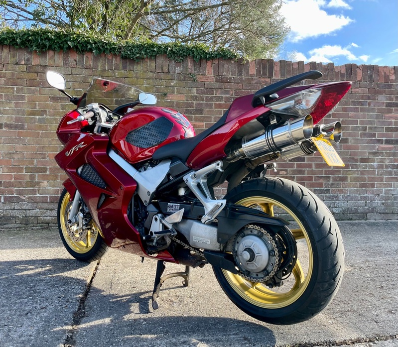 HONDA VFR800F
