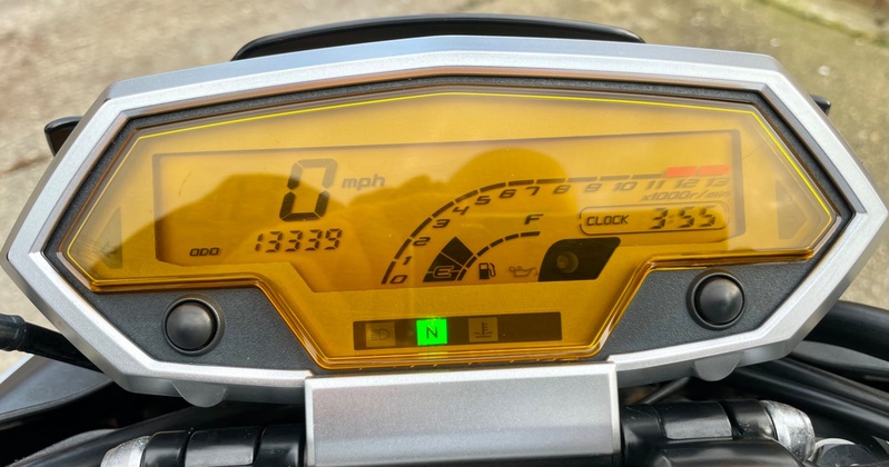 KAWASAKI ZR