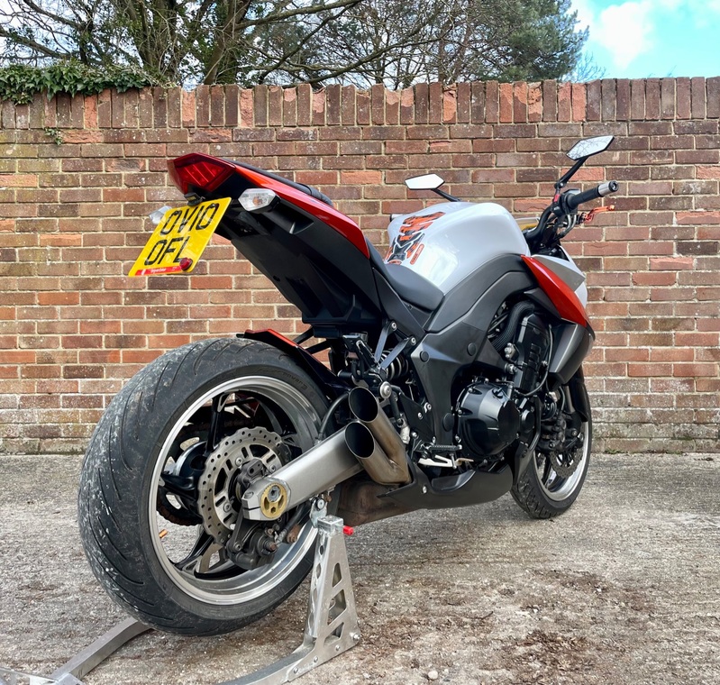 KAWASAKI ZR