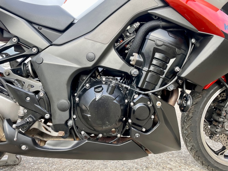 KAWASAKI ZR
