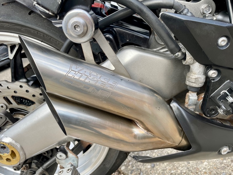 KAWASAKI ZR