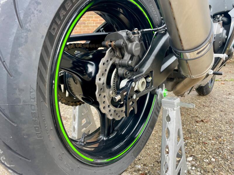 KAWASAKI ZX