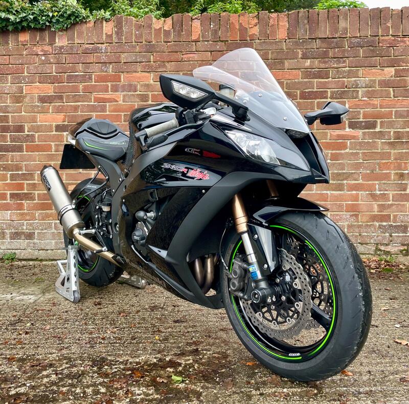 KAWASAKI ZX