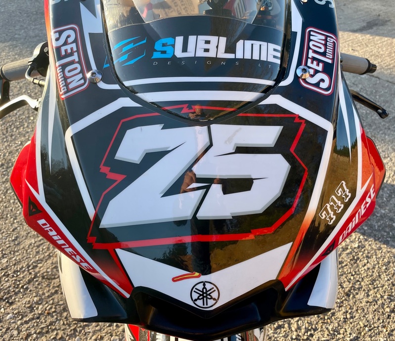 YAMAHA YZF
