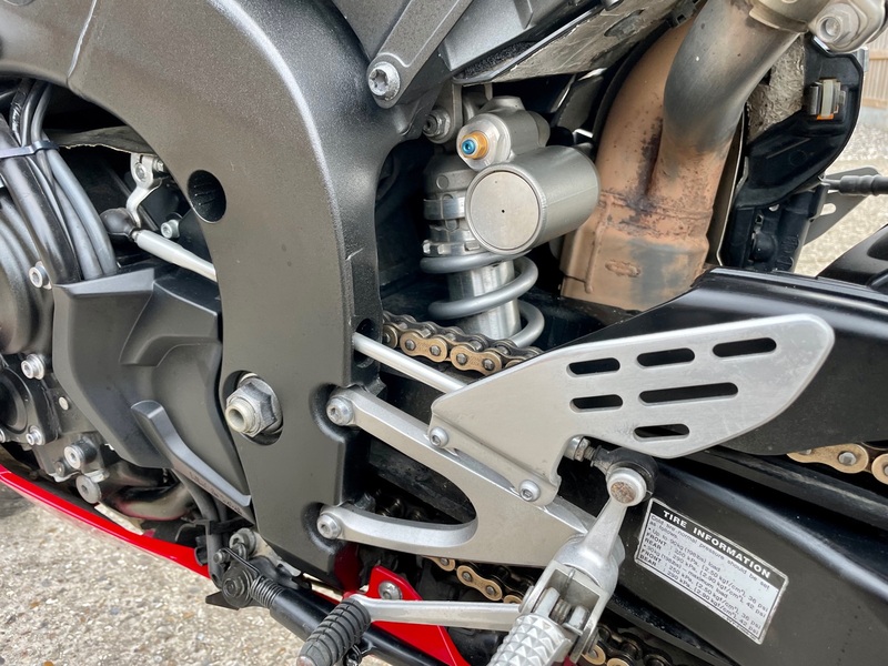 YAMAHA YZF