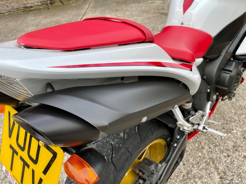 YAMAHA YZF