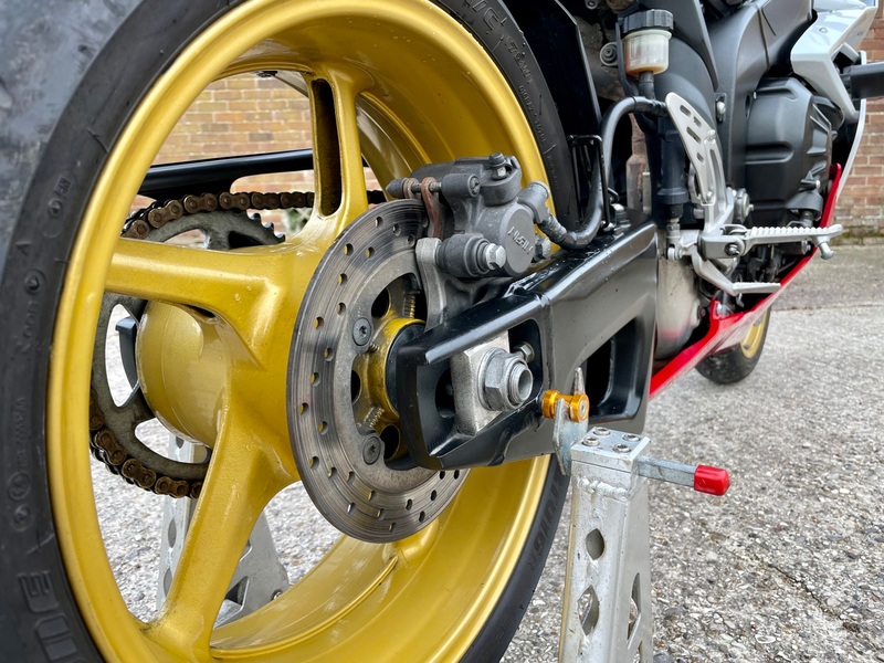 YAMAHA YZF