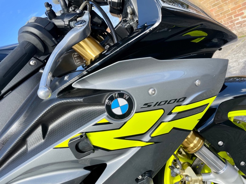 BMW S1000RR