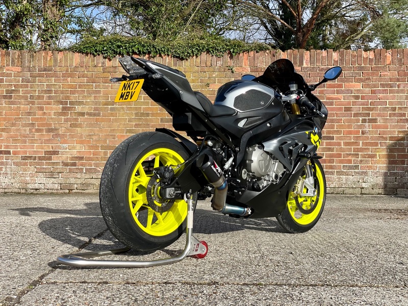 BMW S1000RR