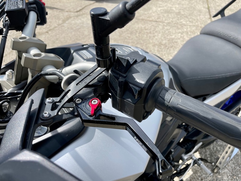 YAMAHA MT-09