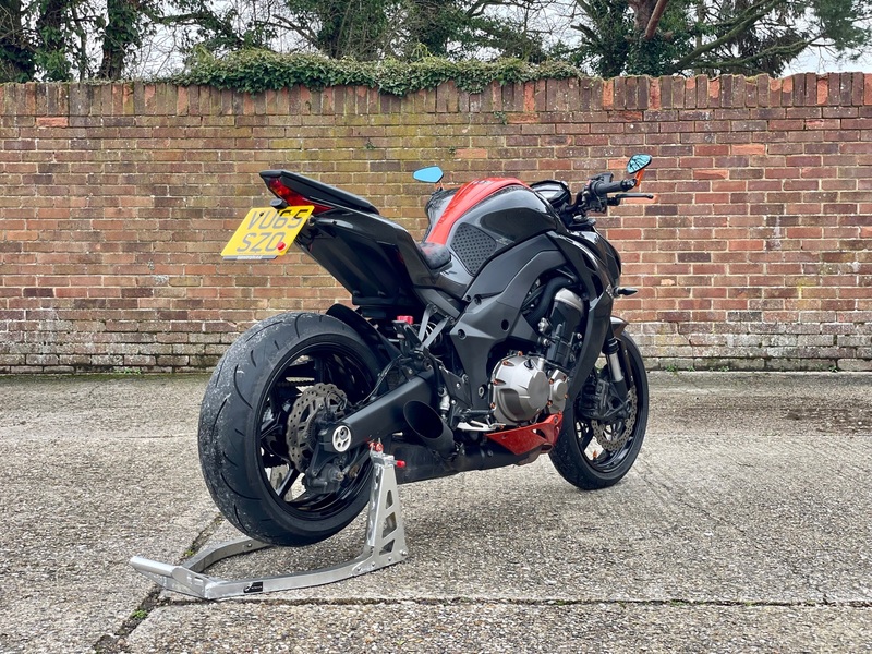 KAWASAKI ZR