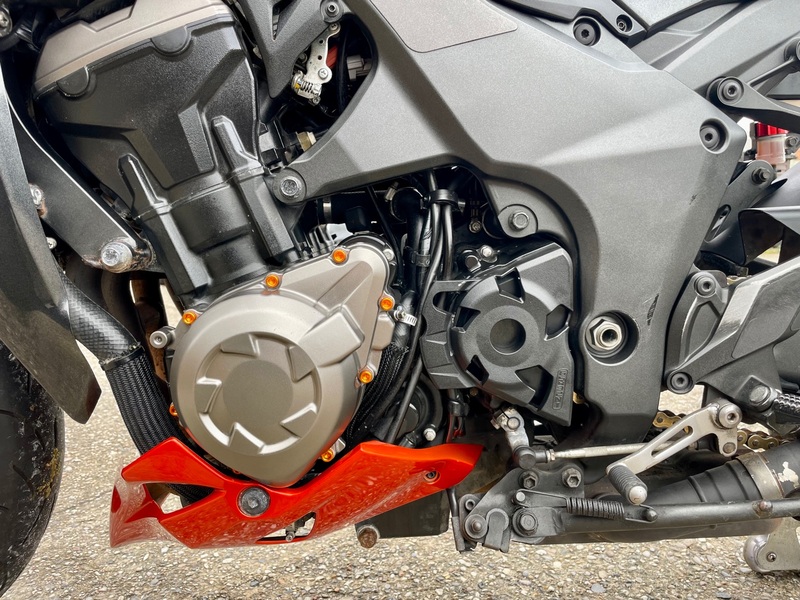 KAWASAKI ZR