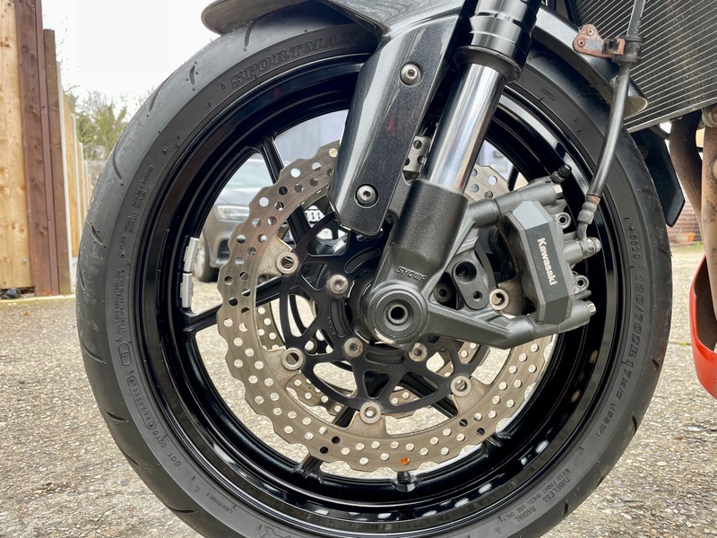 KAWASAKI ZR