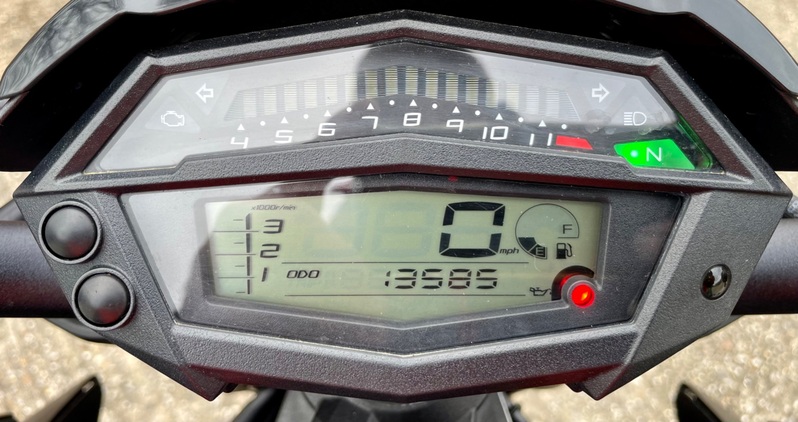 KAWASAKI ZR