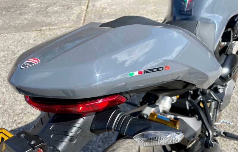 DUCATI MONSTER 1200