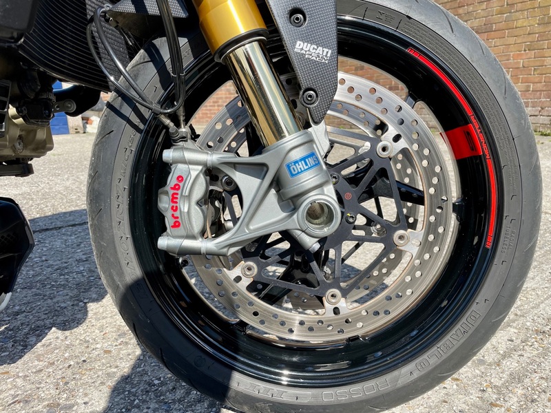DUCATI MONSTER 1200