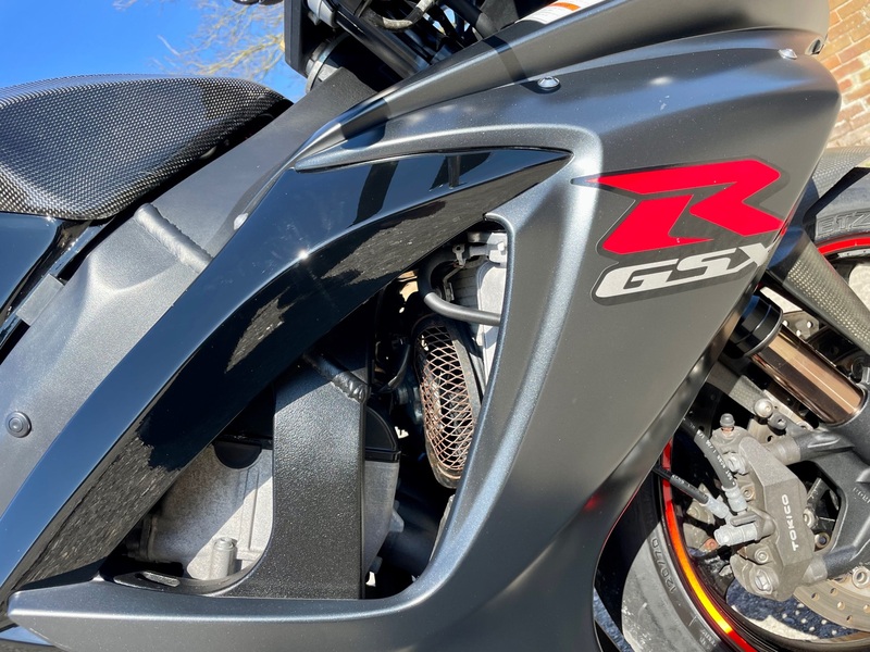 SUZUKI GSXR