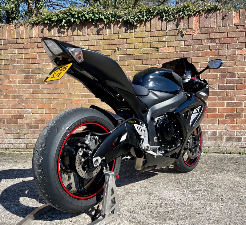 SUZUKI GSXR