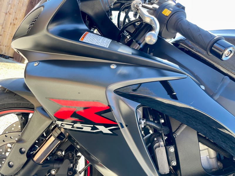 SUZUKI GSXR